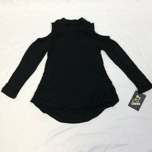 🌺 NWT Girls’ Art Class XS Cold Shoulder Top